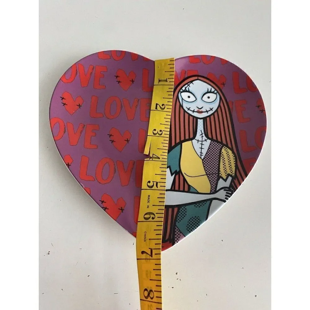 Set‎ Of 2 Disney’s Nightmare Before Christmas Appetizer Plates Heart Jack Sally